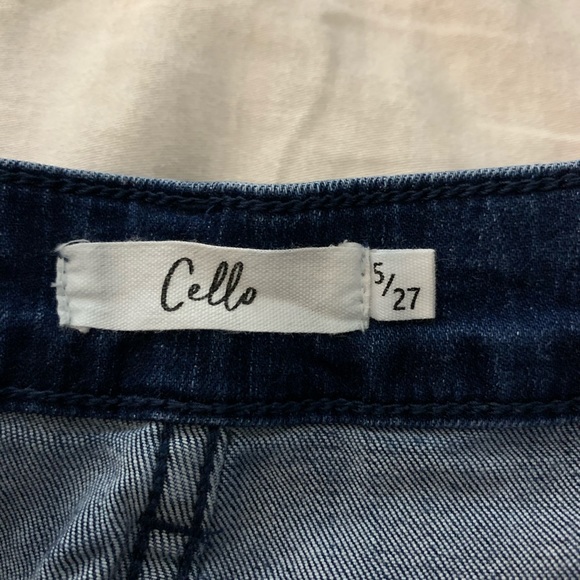 Jeans - Picture 3 of 3